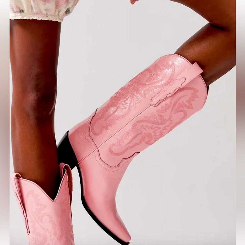 Pink Dagget Western Boots